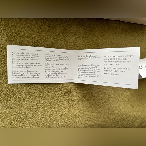 Ferragamo black snakeskin leather oversized clutch w/ silvertone chainmail - Picture 6 of 14